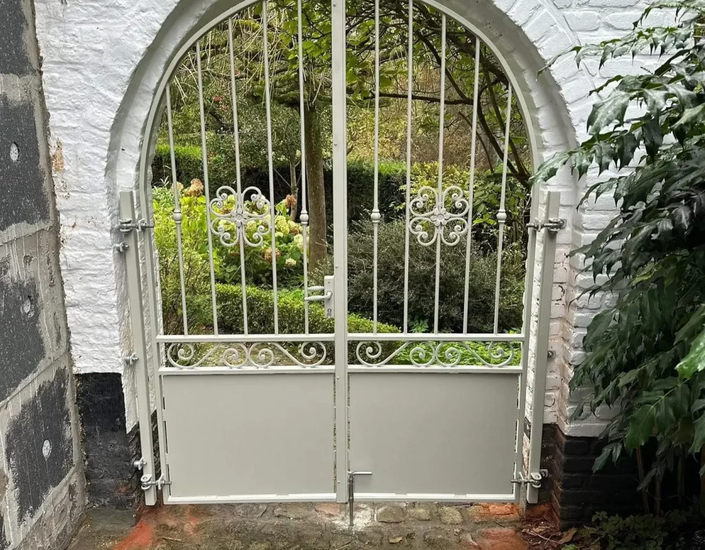 469254785_122201180012199369_305077105560006429_n