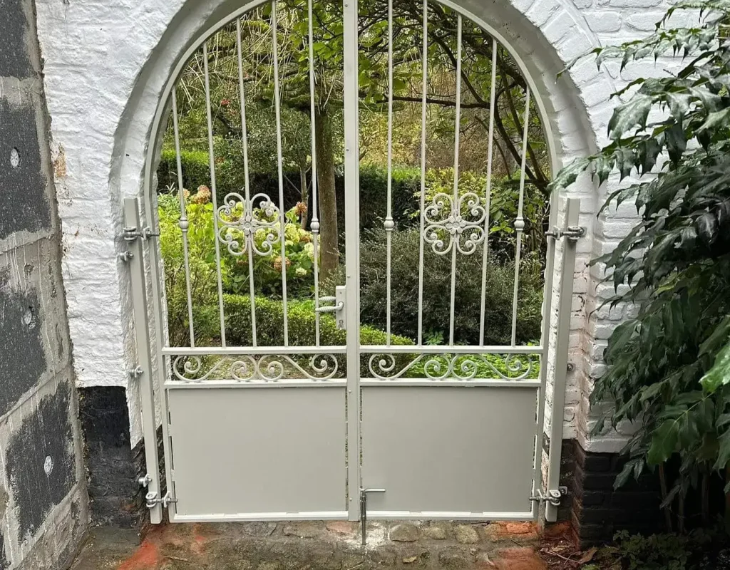 469254785_122201180012199369_305077105560006429_n